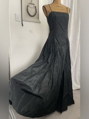 Vintage Braemar Y2K Taffeta Evening Gown Prom Size 7/8 Goth Dark Romance
